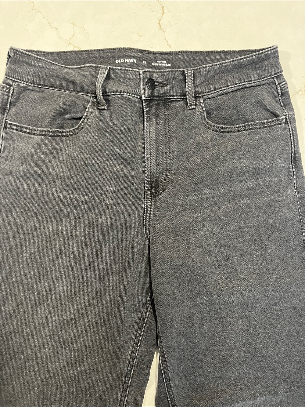 Old Navy women’s high rise wow wide leg cropped jeans